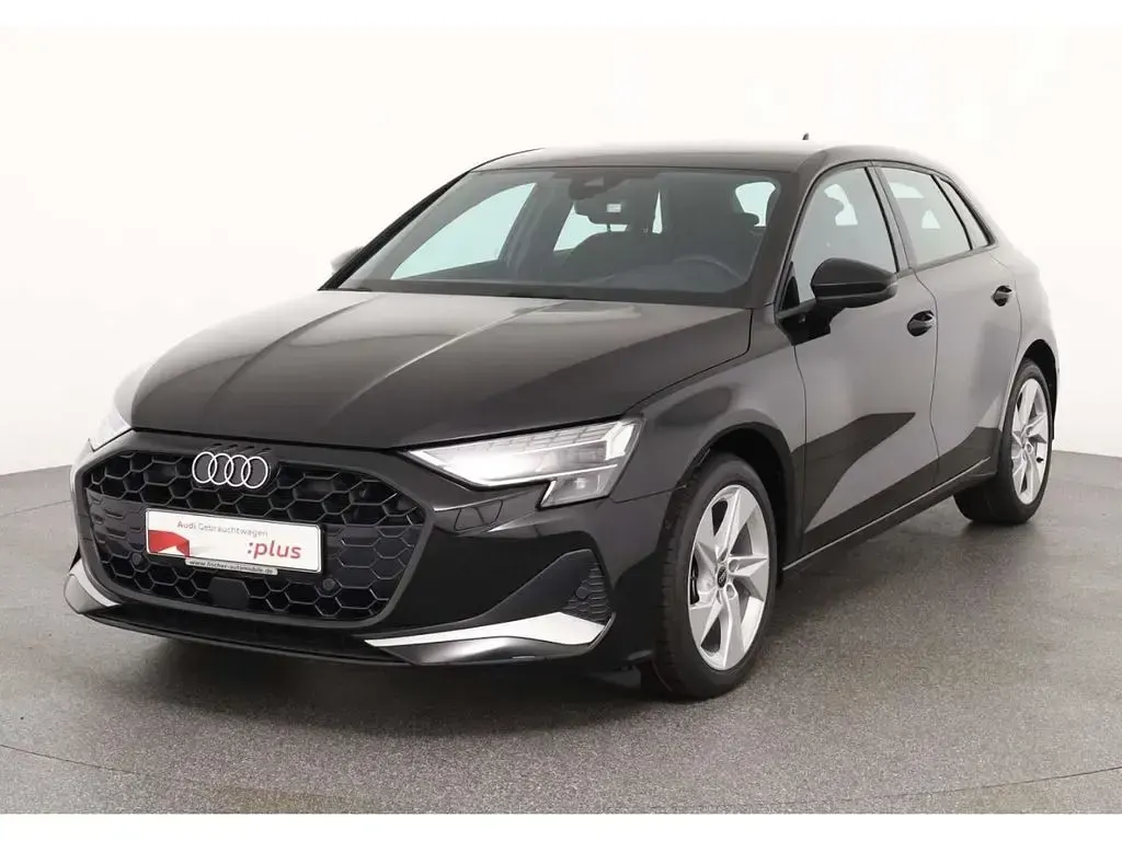 Gebraucht Audi A3 Advanced 150 PS (110 kW) 2025 Schwarz Limousine
