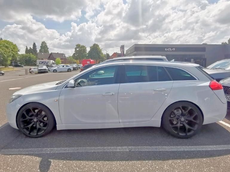 Gebraucht Opel Insignia OPC 340 PS (250 kW) 2012 Weiß Kombi