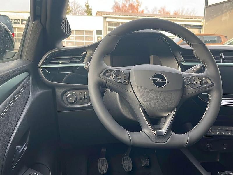 Gebraucht Opel Corsa Style 101 PS (74 kW) 2025 Grün Kleinwagen