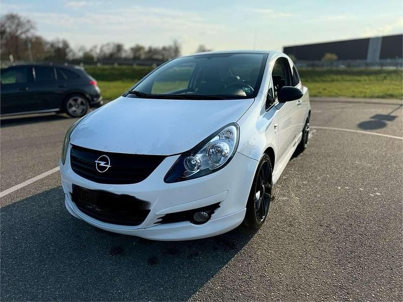 Gebraucht Opel Corsa Edition 80 PS (58 kW) 2009 Weiß Kleinwagen