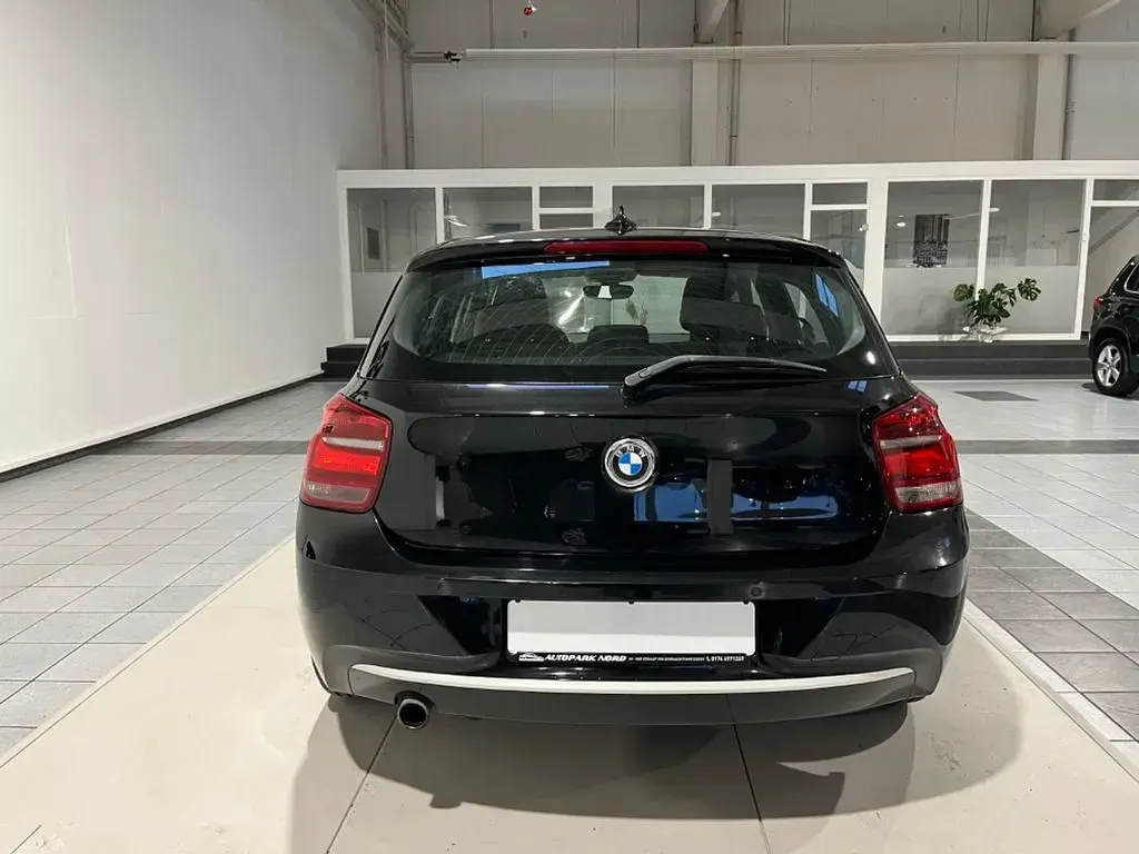 Gebraucht BMW 118 Advantage 143 PS (105 kW) 2013 Schwarz Kleinwagen