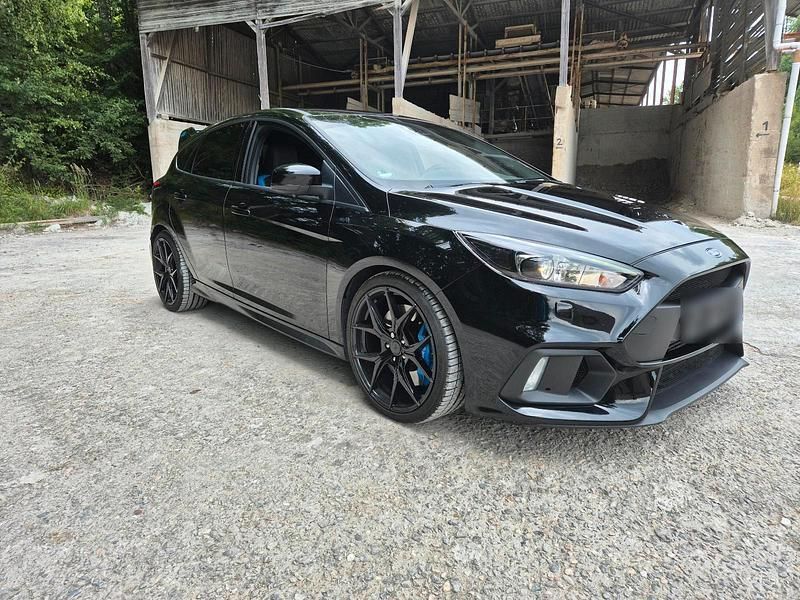 Gebraucht Ford Focus RS 350 PS (257 kW) 2017 Schwarz Limousine
