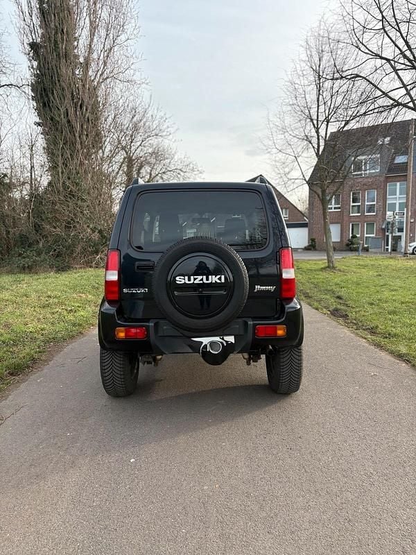 Gebraucht Suzuki Jimny 62 PS (45 kW) 2016 Schwarz SUV