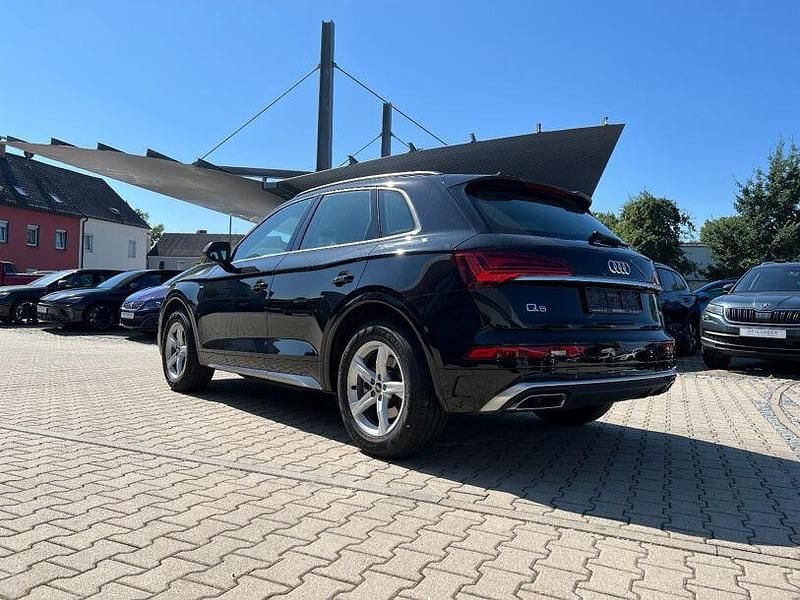 Gebraucht Audi Q5 S-Line 163 PS (119 kW) 2022 Mythosschwarz metallic SUV