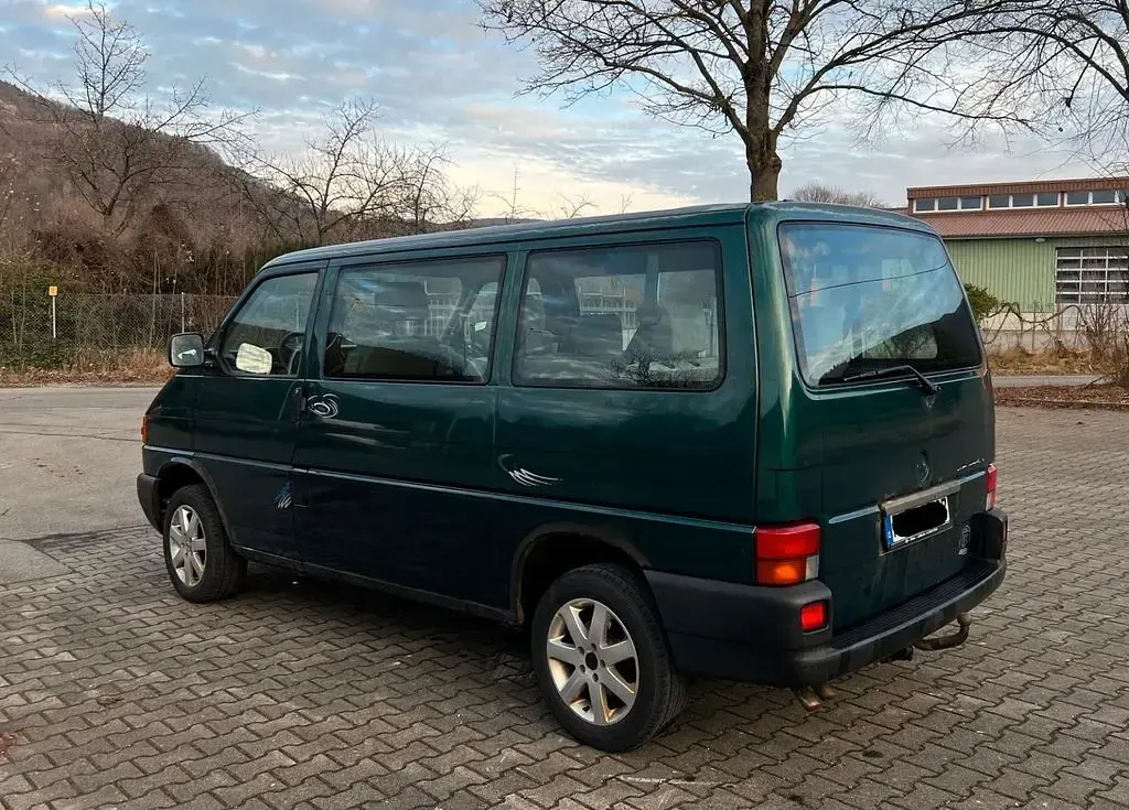 Gebraucht VW Caravelle 102 PS (75 kW) 1996 Grün Van