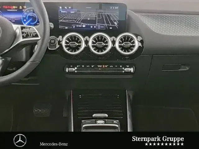 Second-hand Mercedes EQA250 139 kW (190 CP) 2025 SUV