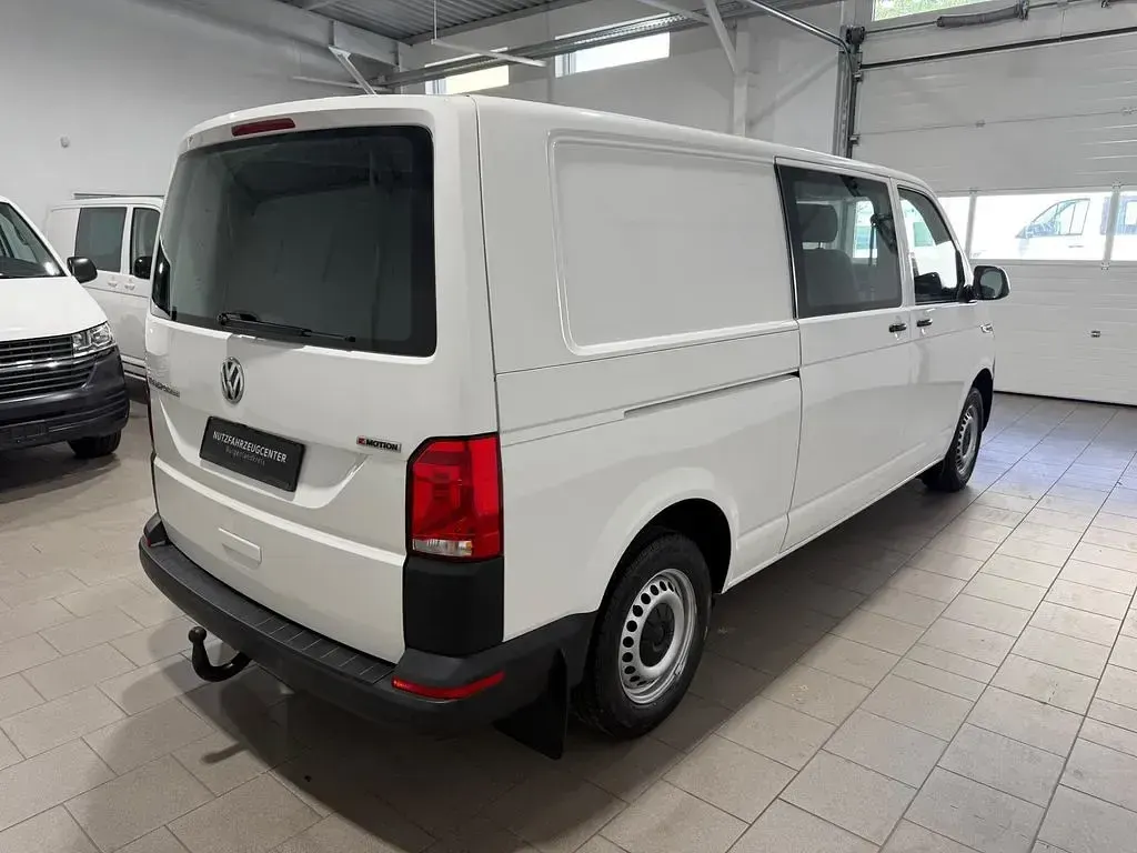Gebraucht VW T6.1 150 PS (110 kW) 2022 Weiß Van