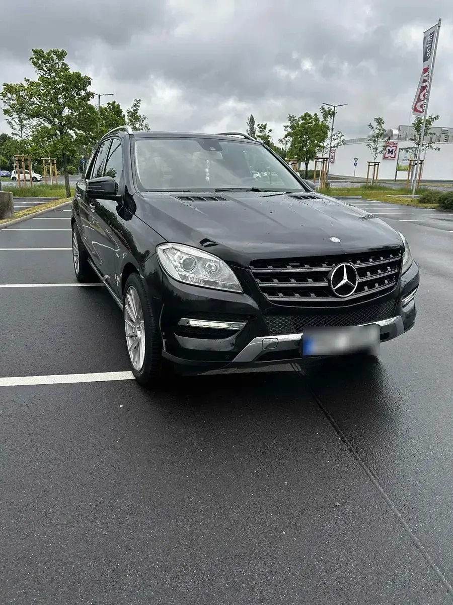 Gebraucht Mercedes ML350 2012 Schwarz SUV
