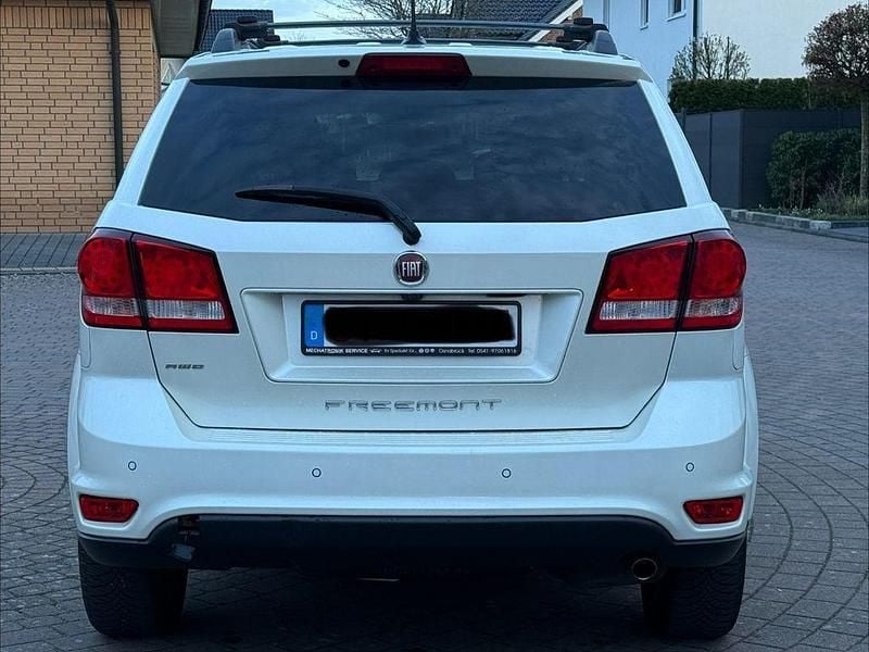Gebraucht Fiat Freemont 170 PS (125 kW) 2015 SUV