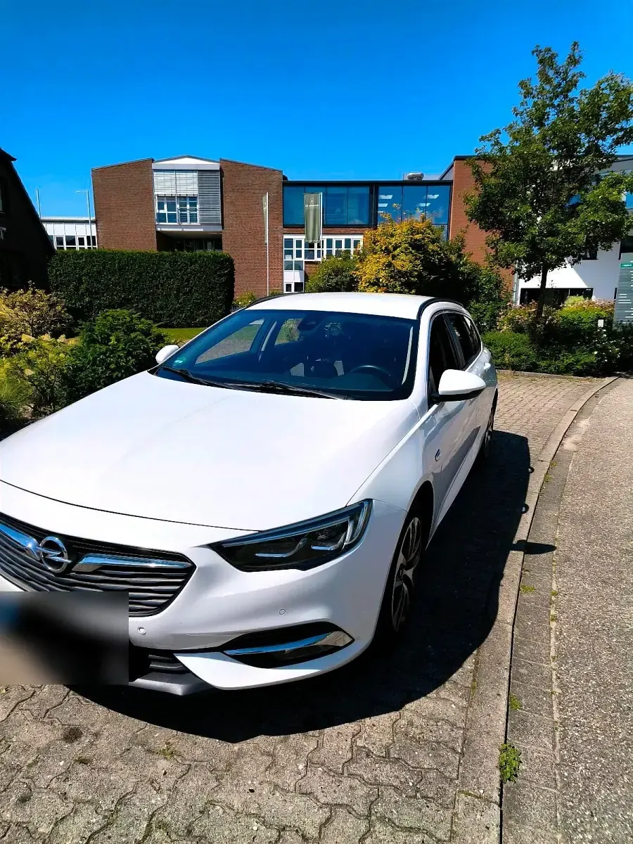 Gebraucht Opel Insignia 136 PS (100 kW) 2019 Weiß Kombi