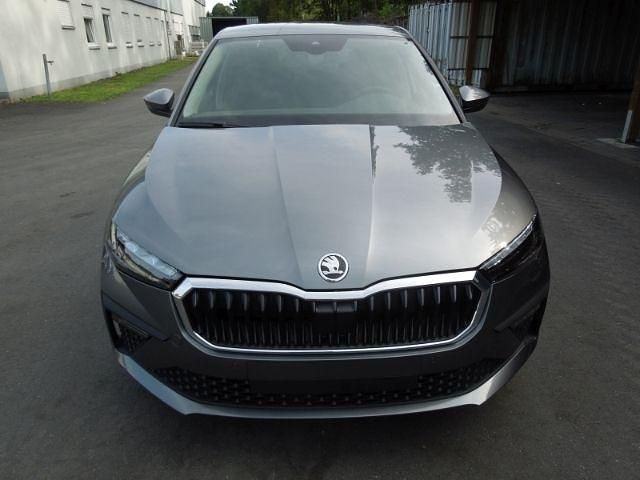 Neu Skoda Scala 116 PS (85 kW) 2026 Grau Kleinwagen