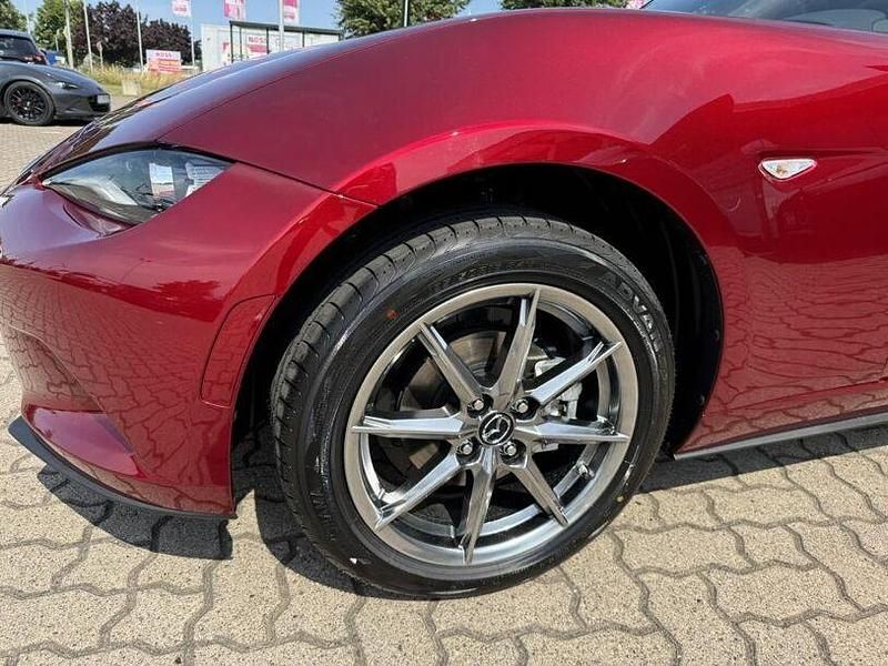 Gebraucht Mazda MX5 Exclusive-Line 132 PS (97 kW) 2025 Soul red crystal m Cabrio
