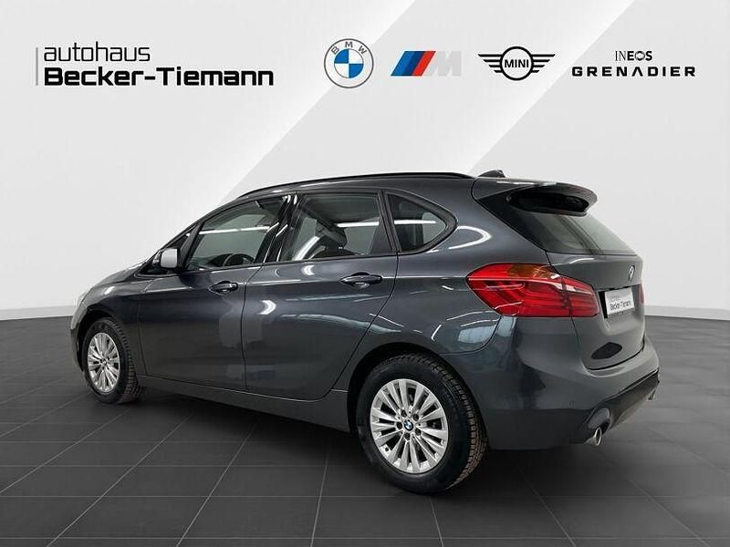 Gebraucht BMW 220 Advantage 192 PS (141 kW) 2020 Mineralgrau Kombi