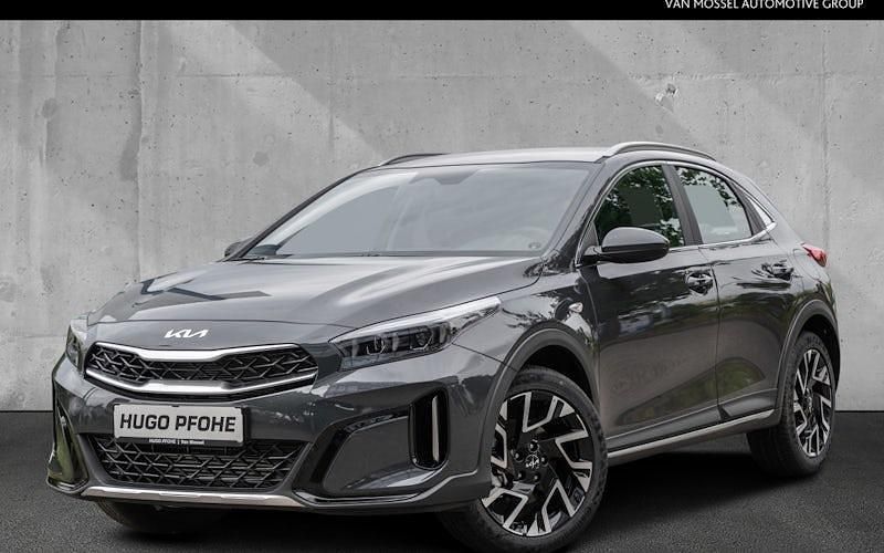 Neu Kia XCeed Vision 140 PS (102 kW) 2025 Silber SUV