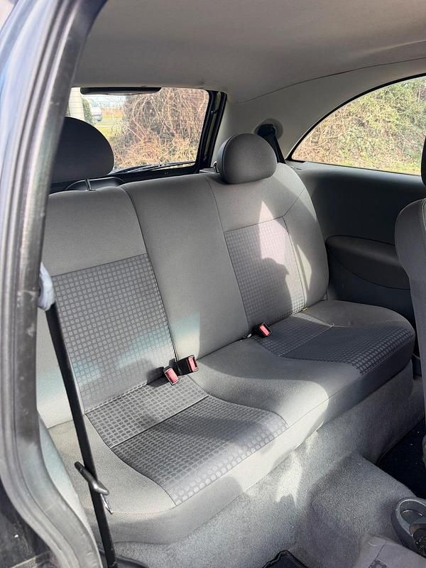 Gebraucht Opel Corsa 58 PS (42 kW) 2003 Schwarz Kleinwagen