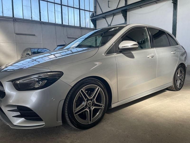Gebraucht Mercedes B200 163 PS (119 kW) 2020 Silber Van / Kleinbus