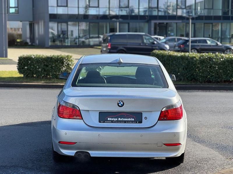 Gebraucht BMW 523 177 PS (130 kW) 2006 Silber Limousine