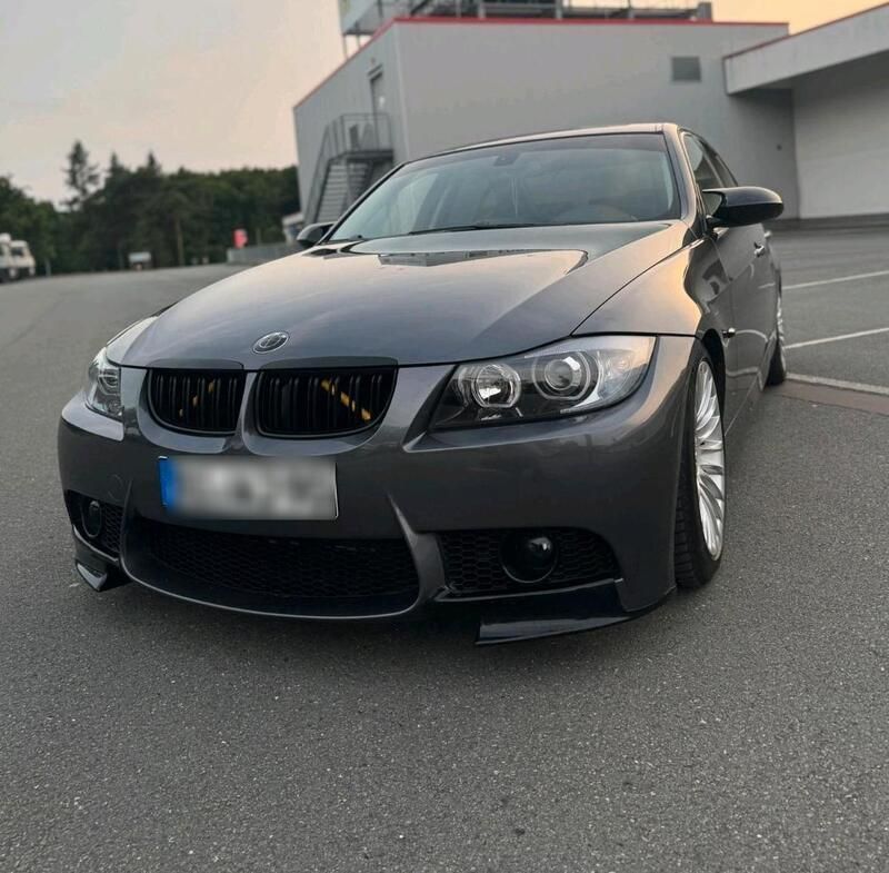 Grau Gebraucht 2005 BMW 320 M Sport Limousine | 5.799 € (Teuer) - Bild 1/4