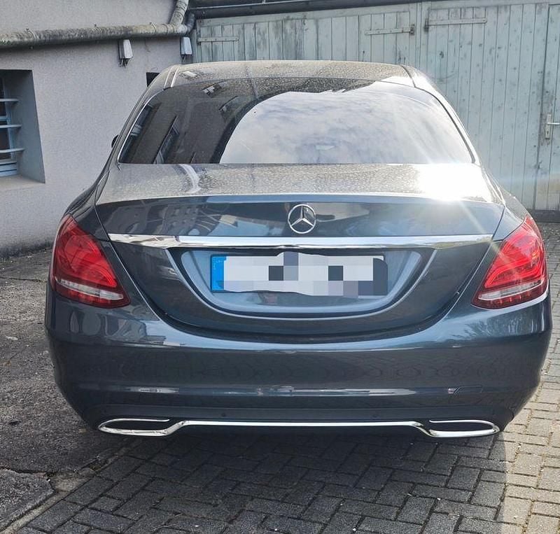 Gebraucht Mercedes C180 156 PS (114 kW) 2014 Grau Limousine