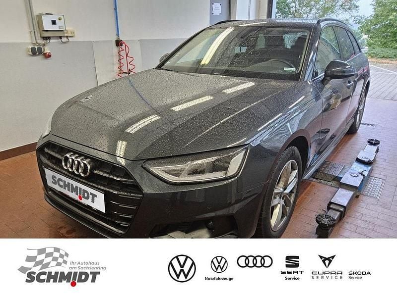 Grau Gebraucht 2020 Audi A4 Advanced Kombi | 22.890 € (Superpreis) - Bild 1/4