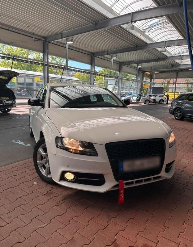 Gebraucht 2010 Audi A4 Limousine | 6.200 € (Guter Preis) - Bild 1/4