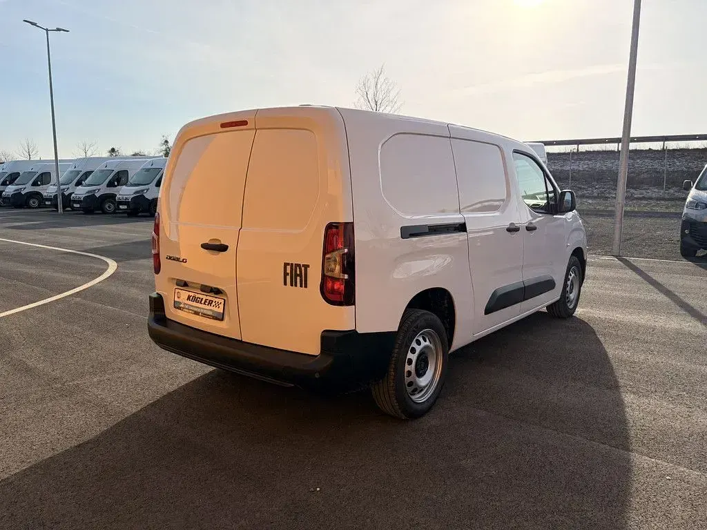 Neu Fiat Doblò 131 PS (96 kW) 2026 Weiß Van / Kleinbus