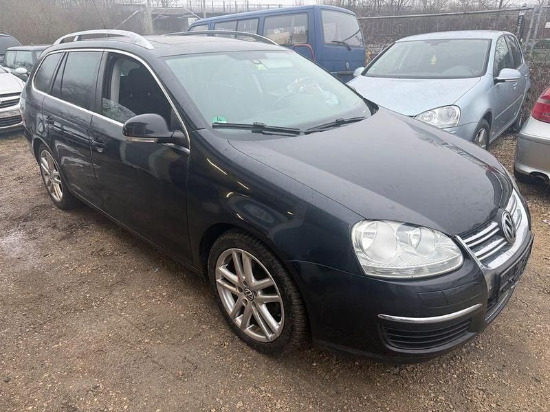 Schwarz Gebraucht 2009 VW Golf V Sportline Kombi | 6.450 € (Etwas zu teuer) - Bild 1/4