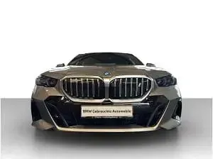 Gebraucht BMW i5 M Sport 250 kW (340 PS) 2024 Oxidgrau metallic Limousine