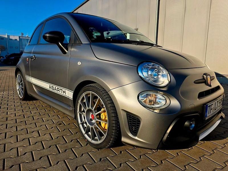 Grau Gebraucht 2020 Abarth 595C Esseesse Cabrio | 21.200 € (Guter Preis) - Bild 1/4
