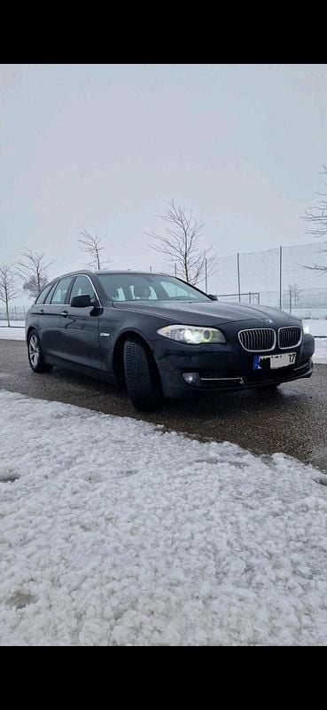 Używany BMW 520 184 KM (135 kW) 2010 Czarny Kombi