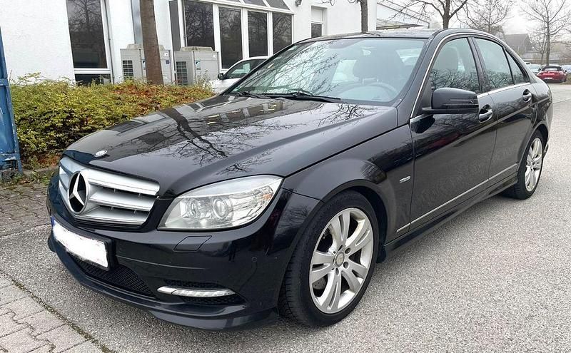 Schwarz Gebraucht 2010 Mercedes C250 AMG Limousine | 6.499 € (Teuer) - Bild 1/4