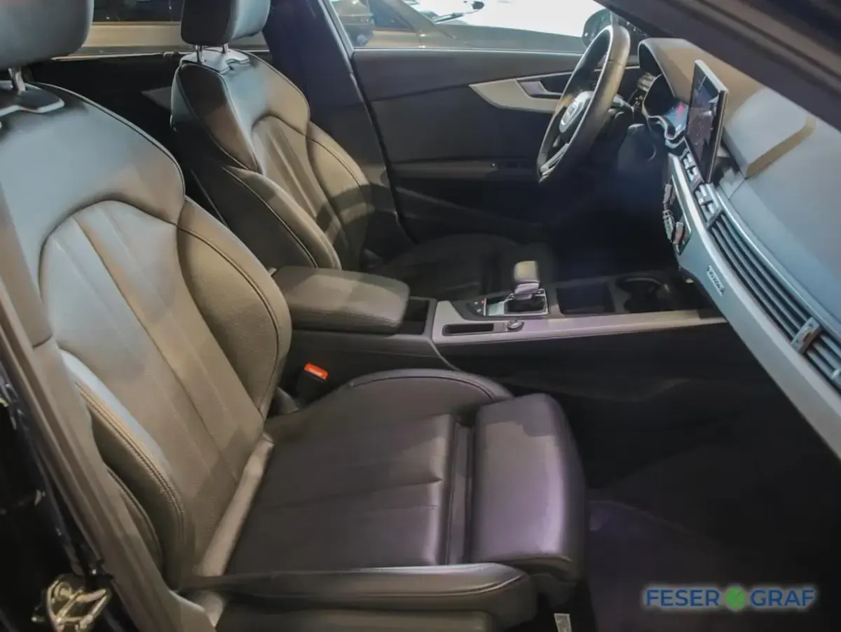 Gebraucht Audi A4 Allroad Sport 204 PS (150 kW) 2023 Brillantschwarz Kombi