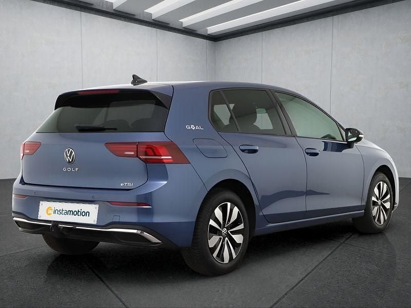Gebraucht VW Golf VIII 150 PS (110 kW) 2025 Blau Kleinwagen