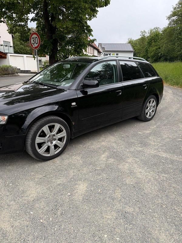 Schwarz Gebraucht 2006 Audi A4 Kombi | 2.200 € (Fairer Preis) - Bild 1/4