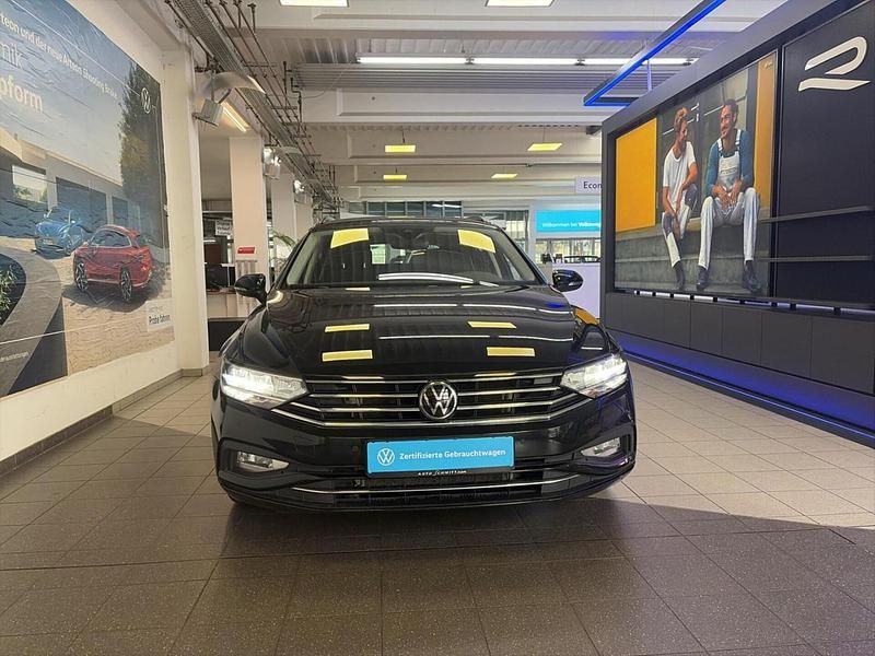 Gebraucht VW Passat Active 150 PS (110 kW) 2022 Schwarz Kombi