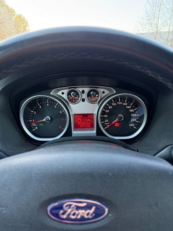 Gebraucht Ford Focus 101 PS (74 kW) 2009 Schwarz Limousine