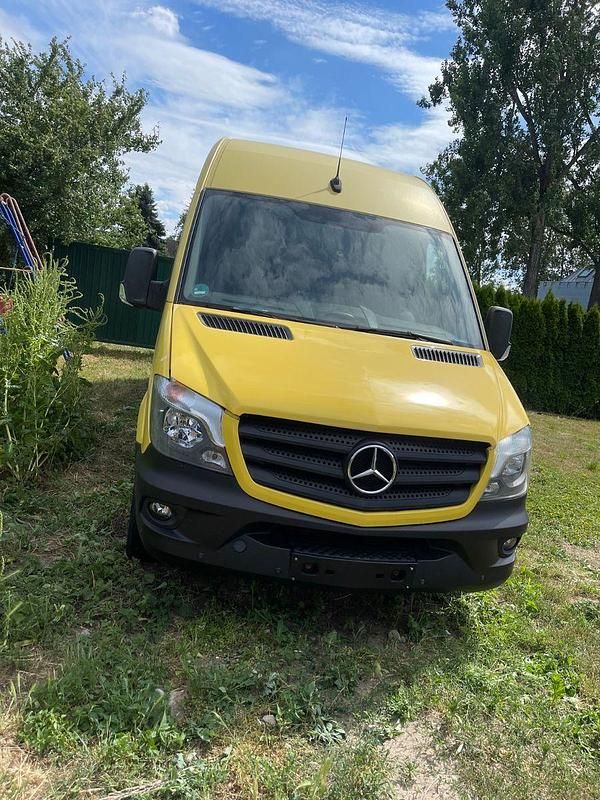 Gelb Gebraucht 2018 Mercedes Sprinter Van | 13.999 € (Superpreis) - Bild 1/4