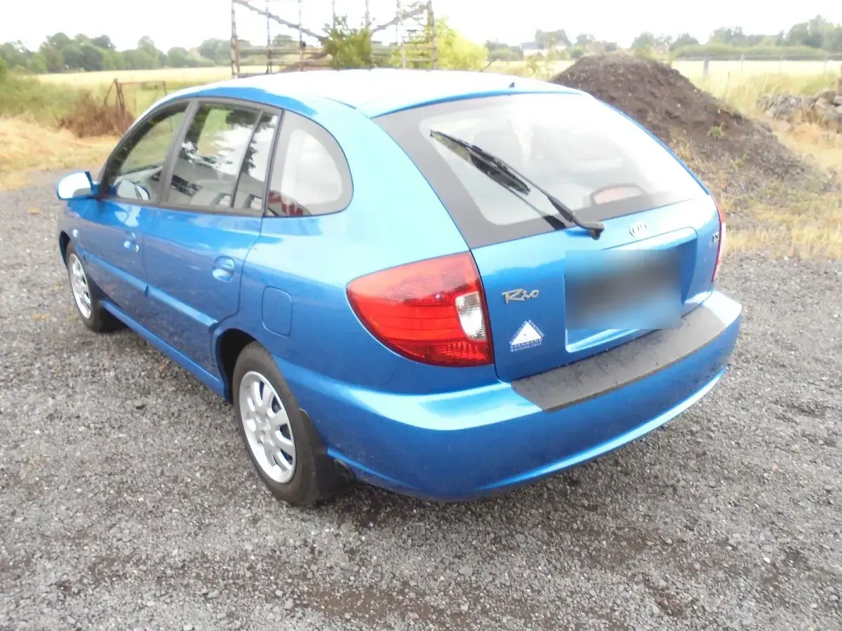 Gebraucht Kia Rio 97 PS (71 kW) 2005 Blau Kleinwagen