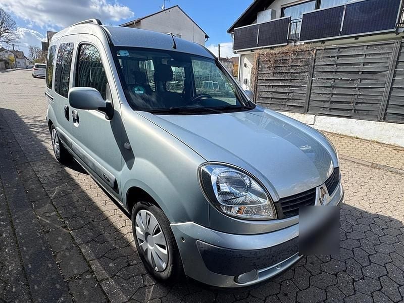 Gebraucht Renault Kangoo 95 PS (69 kW) 2007 Silber Van / Kleinbus