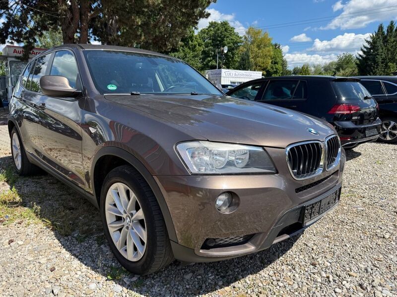 Braun Gebraucht 2011 BMW X3 Sport Line SUV | 8.999 € (Guter Preis) - Bild 1/4