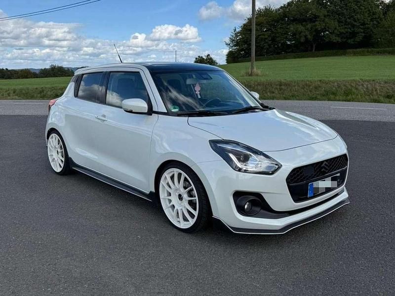 Gebraucht Suzuki Swift Comfort+ 111 PS (81 kW) 2018 Weiß Kleinwagen