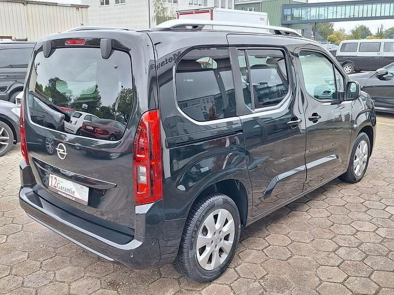 Gebraucht Opel Combo Life Innovation 131 PS (96 kW) 2020 Schwarz Van / Kleinbus