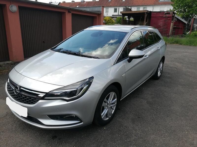 Silber Gebraucht 2017 Opel Astra Kombi | 7.350 € (Guter Preis) - Bild 1/4