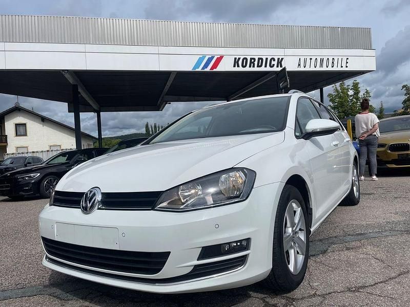 Weiß Gebraucht 2015 VW Golf VII Sportline Kombi | 6.500 € (Superpreis) - Bild 1/4