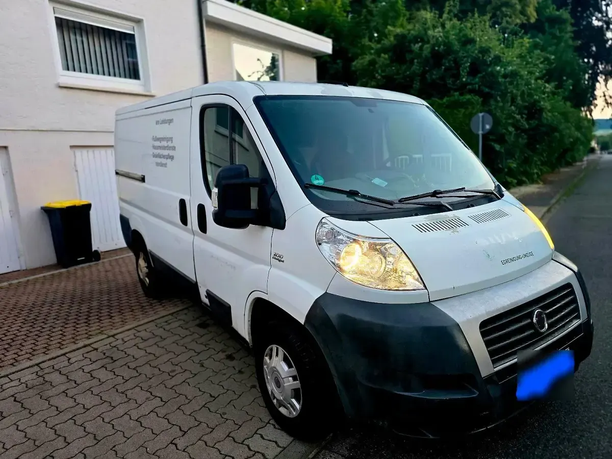 Gebraucht Fiat Ducato 101 PS (74 kW) 2010 Weiß Van