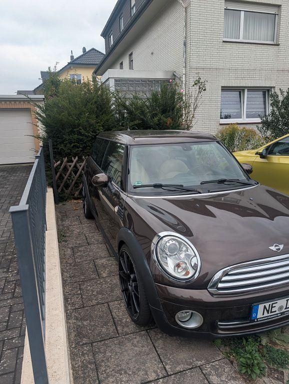 Braun Gebraucht 2009 Mini Cooper Clubman Kombi | 7.000 € (Etwas zu teuer) - Bild 1/4