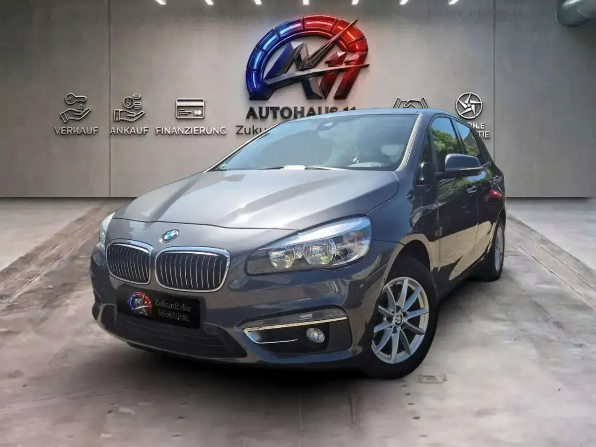 Gebraucht BMW 218 136 PS (100 kW) 2015 Grau Van / Kleinbus