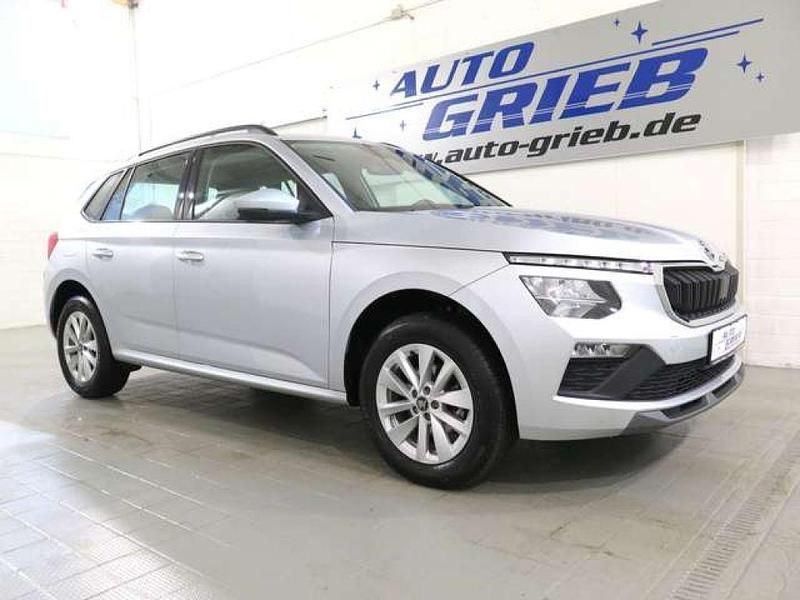Gebraucht Skoda Kamiq Selection 95 PS (69 kW) 2025 Brilliantsilber metallic (metallic) SUV