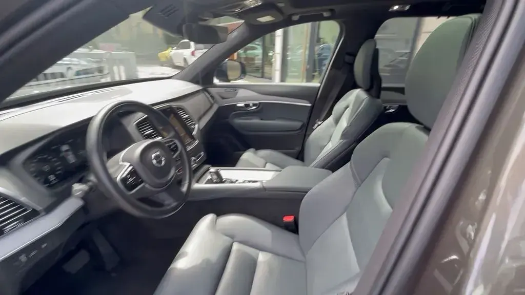 Gebraucht Volvo XC90 R-Design 392 PS (288 kW) 2021 Grau SUV