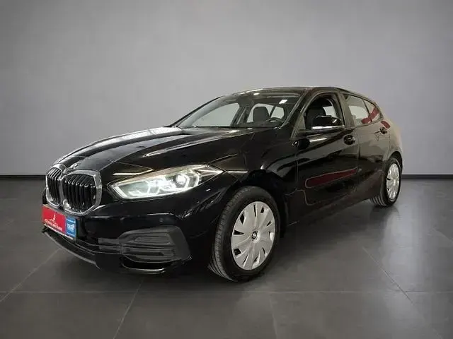 Gebraucht BMW 116 116 PS (85 kW) 2021 Schwarz Kleinwagen
